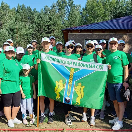 Флаг Заларинского районного суда для спартакиады «Залари»